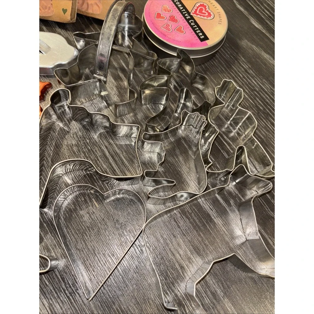 Vintage Cookie Cutters Lot of 20+Copper / Steel Mirror/william-sonoma - Picture 3 of 12